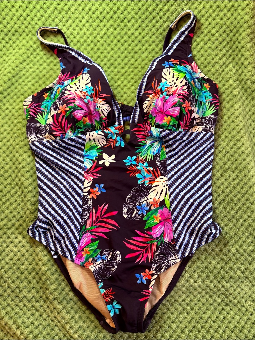 New Swimsuits For All Navy One-Piece with Tropical Multicolor Floral Print